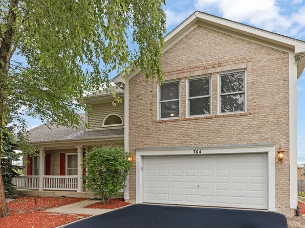 764 Springbrook Ln, Bolingbrook, IL 60490