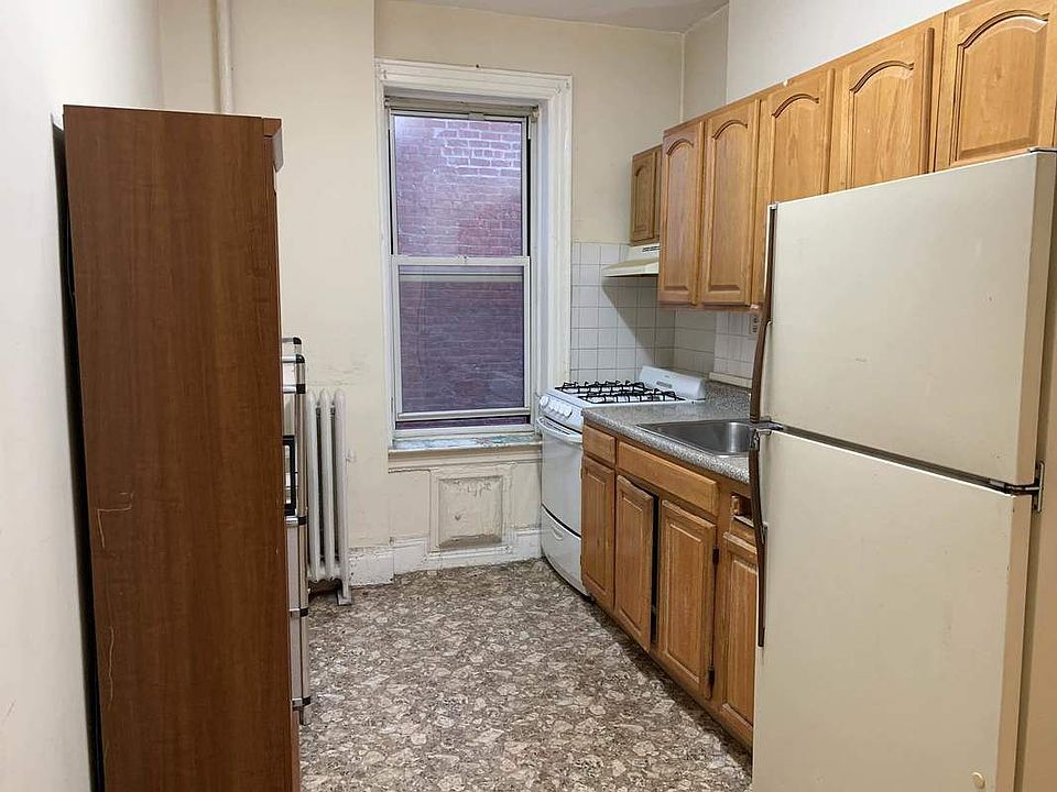 2nd image of 6610 10th Ave #1