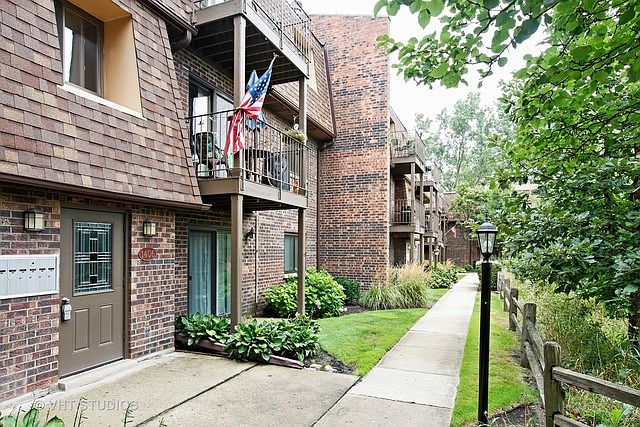 1st image of 1406 S Fairfield Ave APT 59C