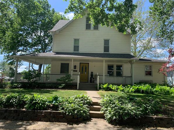 1003 Peniel St