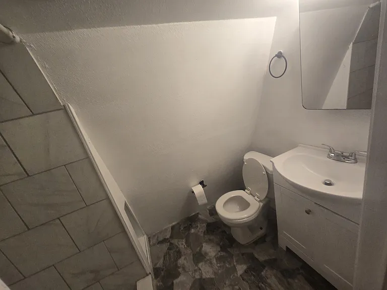overview of the bathroom
