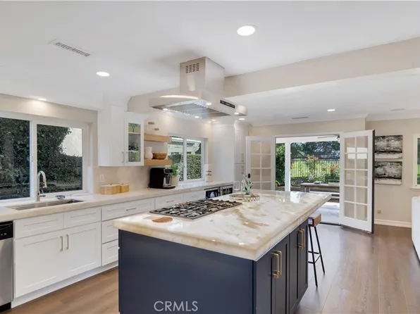 826 Farmer Ln, Placentia, CA 92870