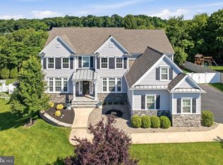 10 Gallop Ln, West Chester, PA 19380