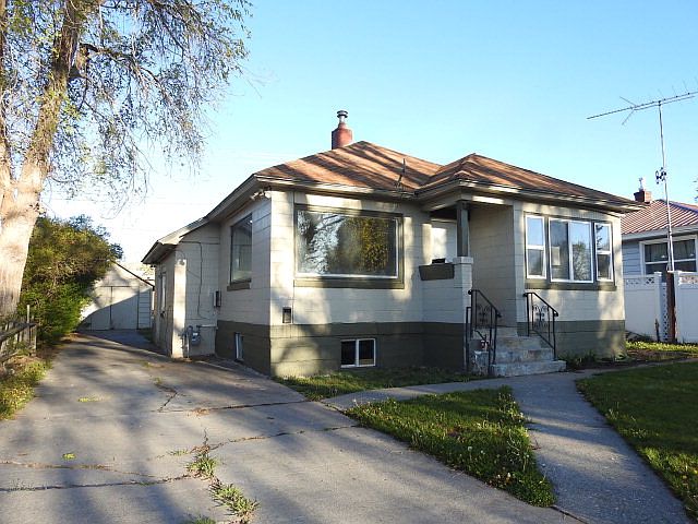 1st image of 915 North Blvd