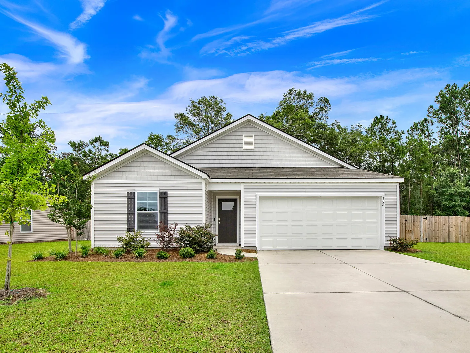 3 bed, 1475 sqft, $2,200 — Photo 1