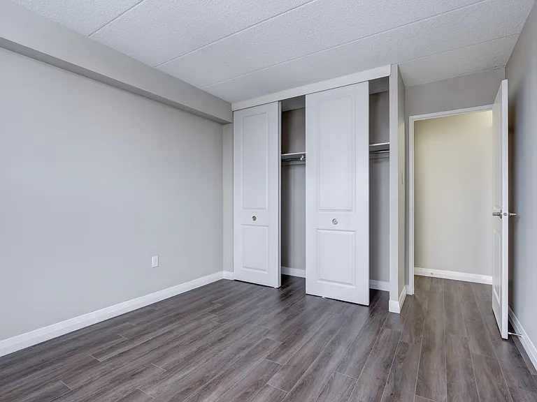 57 N Park St — Photo 13