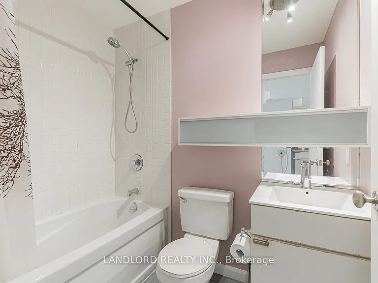 111 Elizabeth St #1620 — Photo 19