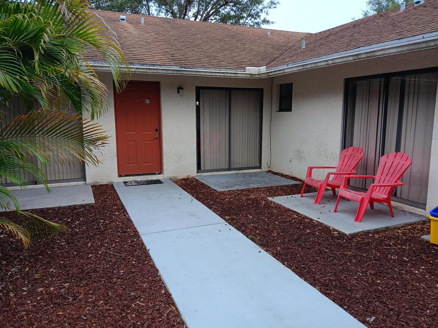 2 bed, 2.0 bath, 1080 sqft, $2,200 — Photo 1