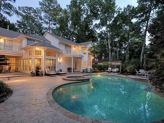 DRAMATIC UP AND DOWN LIGHTING ACCENTUATE THIS GORGEOUSE FEDERAL HOME IN FRONT AND BACK.  EXTENSIVE LANDSCAPE THAT IS ALWAYS A SHOW STOPPER!
