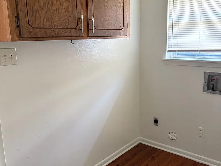 1823 Pluto Dr — Photo 6