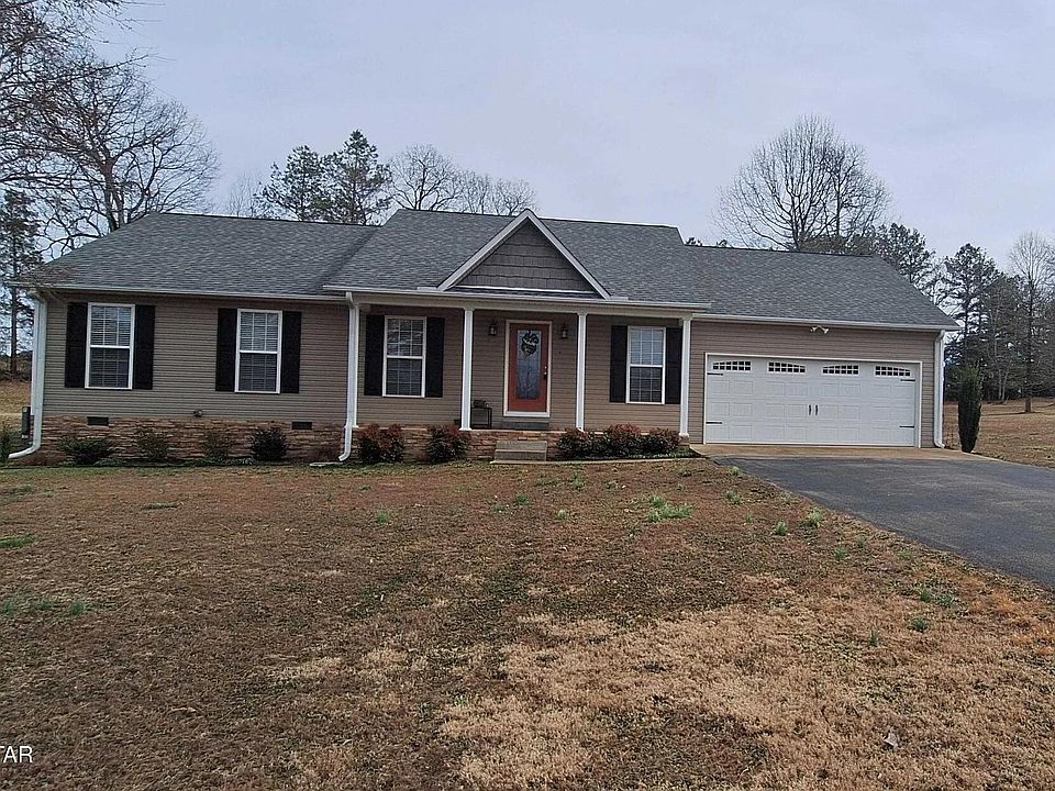 1st image of 328 Valley Dr