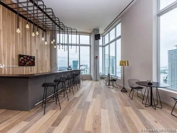 151 SE 1st St, Miami, FL