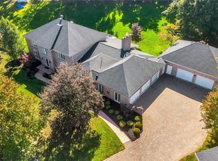 77 Hillview Ter, Buffalo, NY 14224