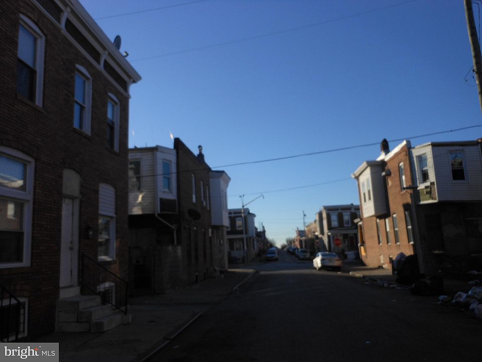 2nd image of 823 N Curley St
