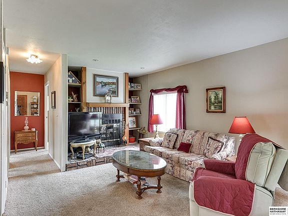 4th image of 4129 Bartmann Dr