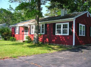 34 Holly Ln, South Yarmouth, MA 02664