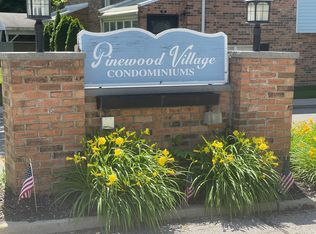 113 Pinewood Cir, Plymouth, MI 48170