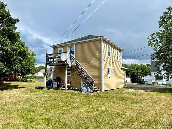3rd image of 31 Bellevue St