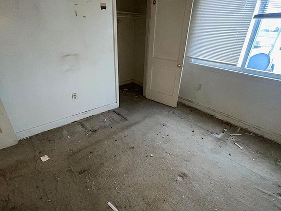 4th image of 4011 Pimlico Rd