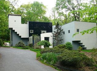 2318 Ashboro Dr, Chevy Chase, MD 20815
