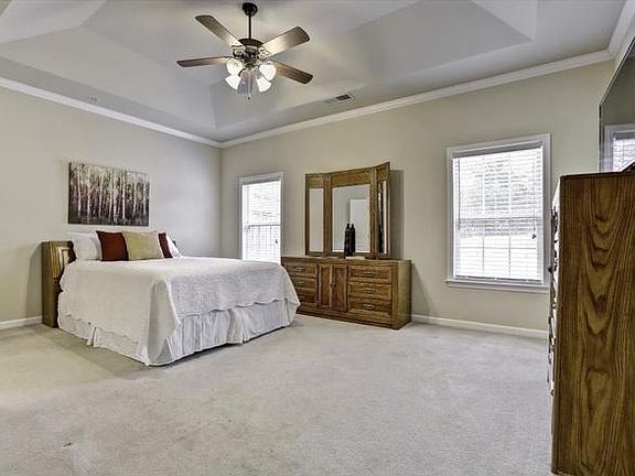 5th image of 2310 Callaway Ct