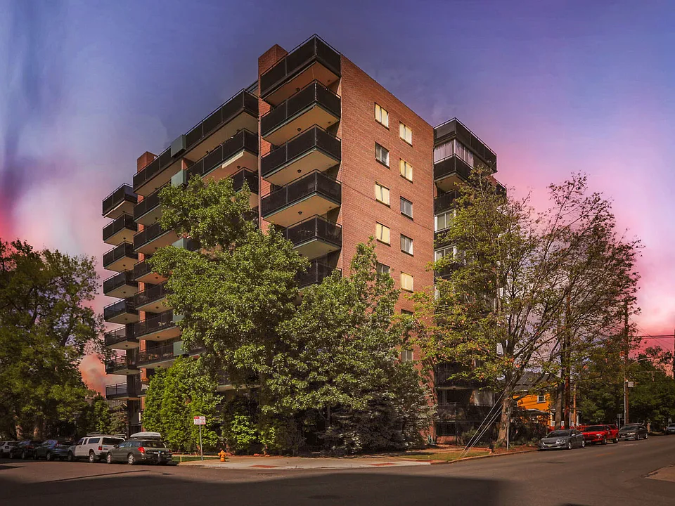 1200 N Vine St #8A
