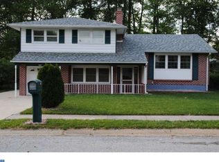 35 Cornwall Dr, Newark, DE 19711
