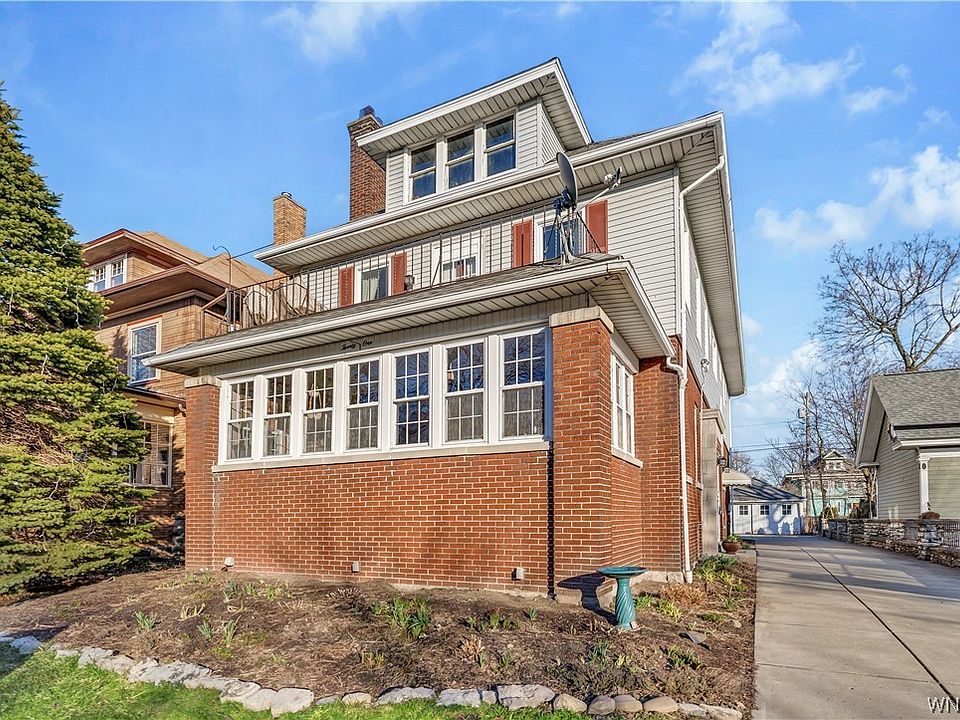 1st image of 21 Woodward Ave