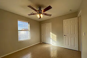 5438 W Jones Ave — Photo 10