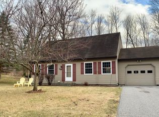 197 Sunderland Woods Rd, Colchester, VT 05446