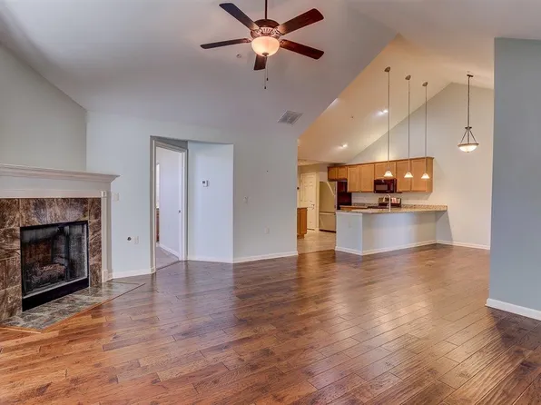 1592 W Southfield Cir #52, Cordova, TN 38016