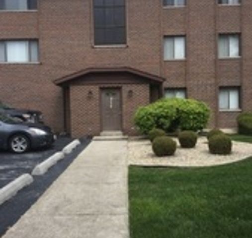 1st image of 19561 Lake Shore Dr APT 3N