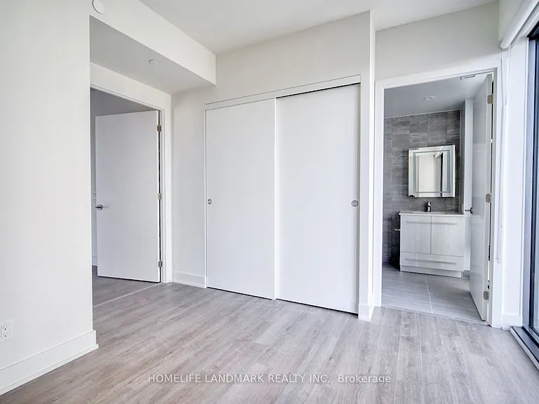 8 Cumberland St #1608 — Photo 7