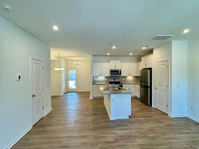 13111 Rover St — Photo 3