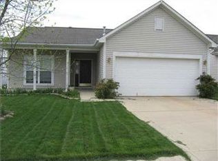 2352 Longleaf Dr, Greenwood, IN 46143