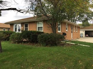 2132 W Halsey Ave, Milwaukee, WI 53221