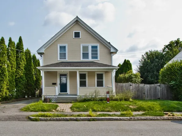 14 Arbutus Rd, Worcester, MA 01606