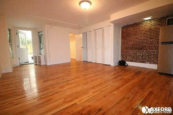 Rented by Oxford Property Group | media 8