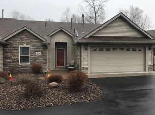 29549 Mentzer Ct, Lindstrom, MN 55045