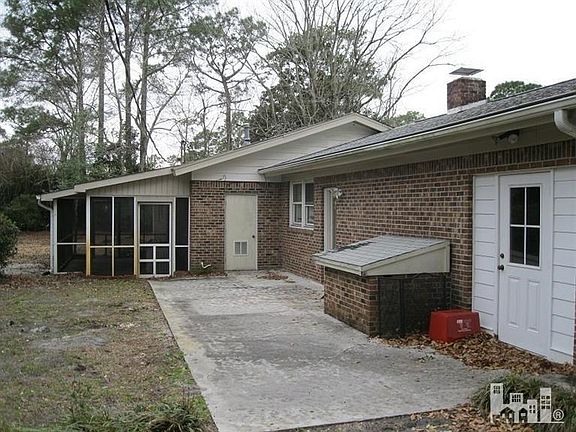 4th image of 453 Robert E Lee Dr