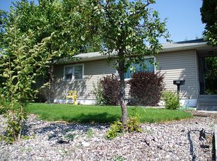 910 J St, Idaho Falls, ID 83402