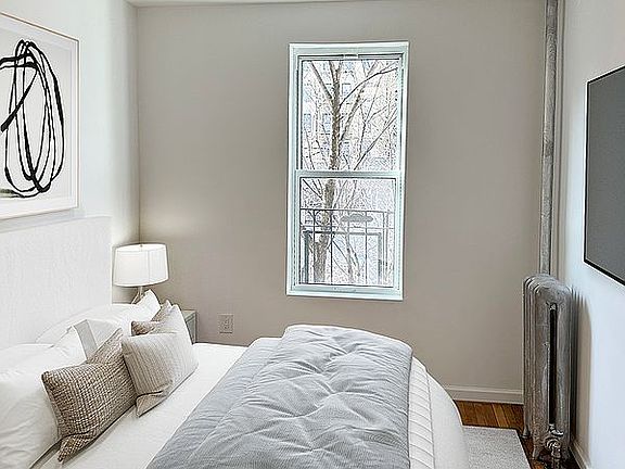3rd image of 678 Saint Nicholas Ave APT 32