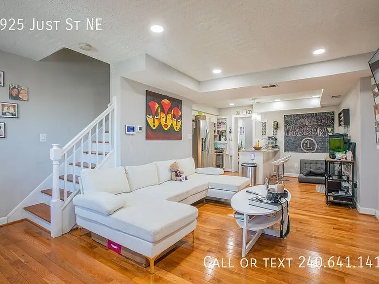 4925 Just St NE — Photo 5