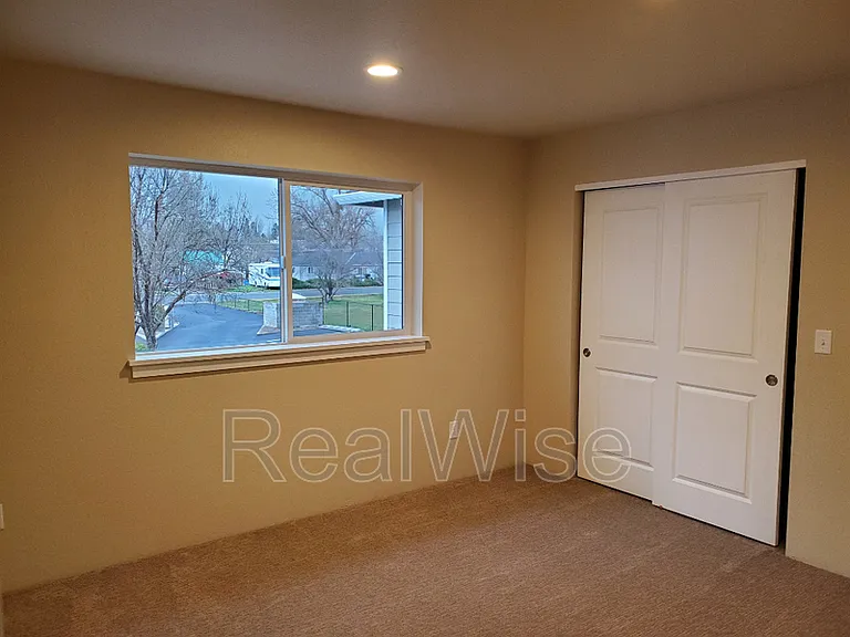 228 Cheryl Ln #13 — Photo 16