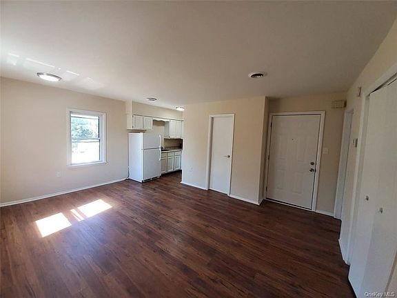 2nd image of 60 Church St APT 3