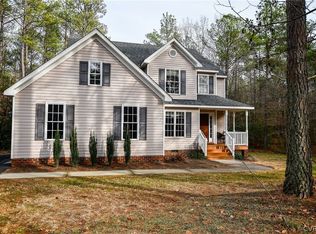 359 Laurel Dr, Aylett, VA 23009