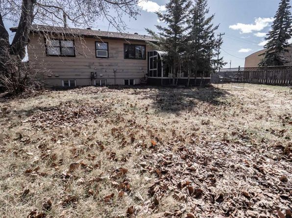 5008 S 50th Ave, Grimshaw, AB T0H 1W0