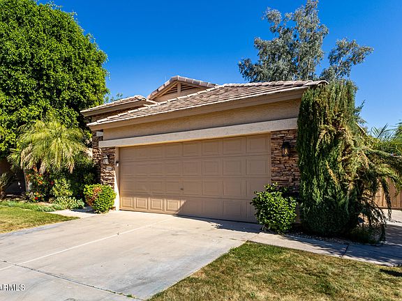 5th image of 2161 W ROCKROSE Place