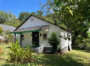 205 Reed St, Laurens, SC 29360
