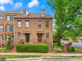 1242 Michigan Ct, Alexandria, VA 22314